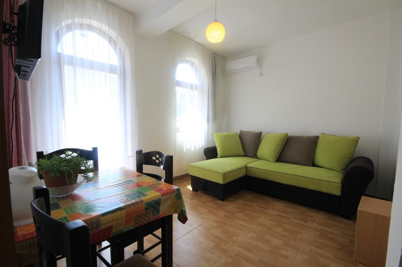 Apartments Olga Virpazar Kültér fotó